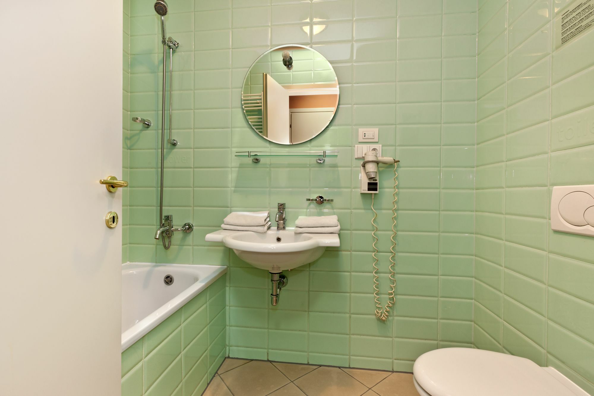 Oasis Prague Apartments ภายนอก รูปภาพ